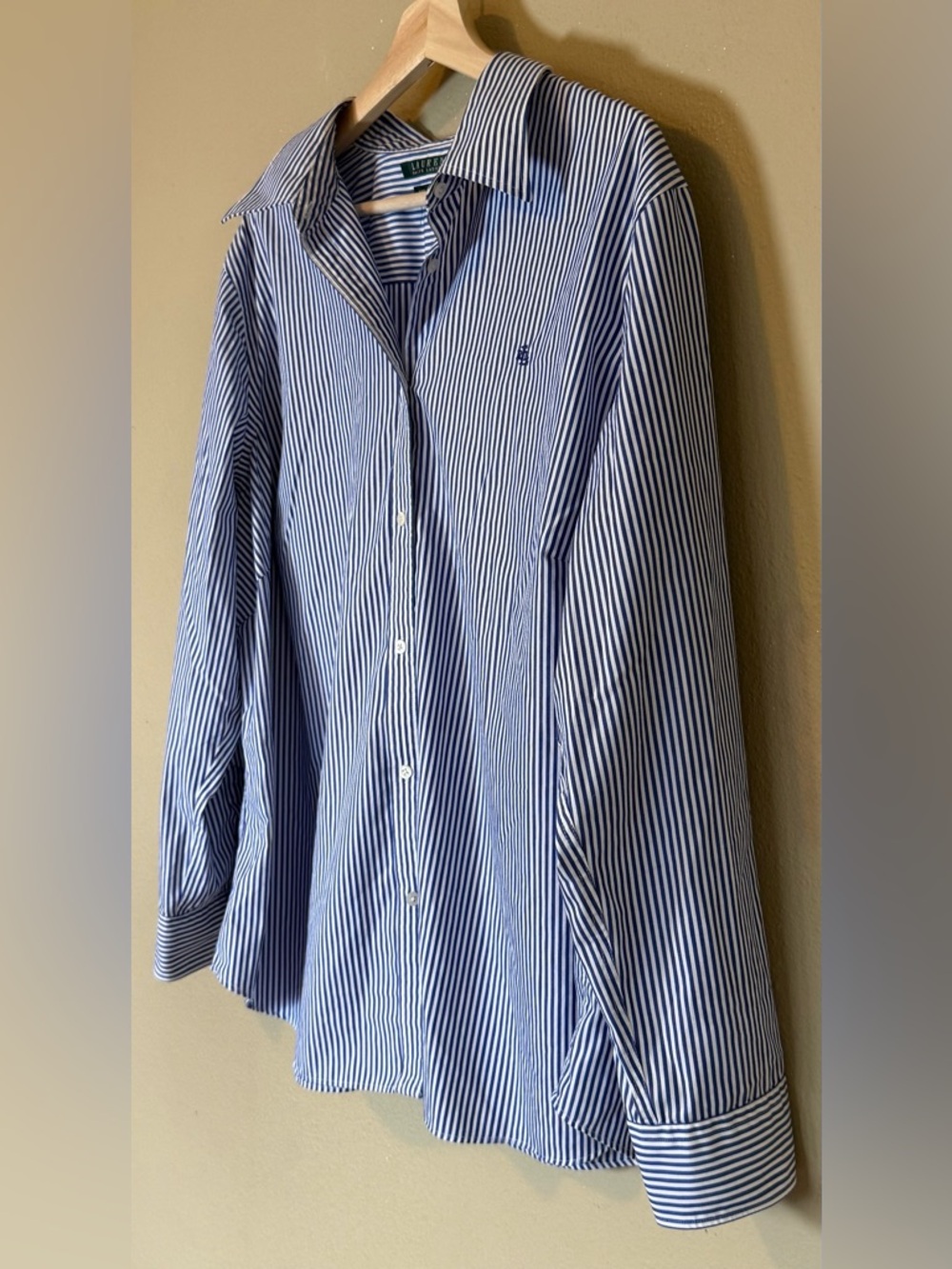 Ralph Lauren Blue & White Striped Button-Down Shirt - Picture 3 of 7